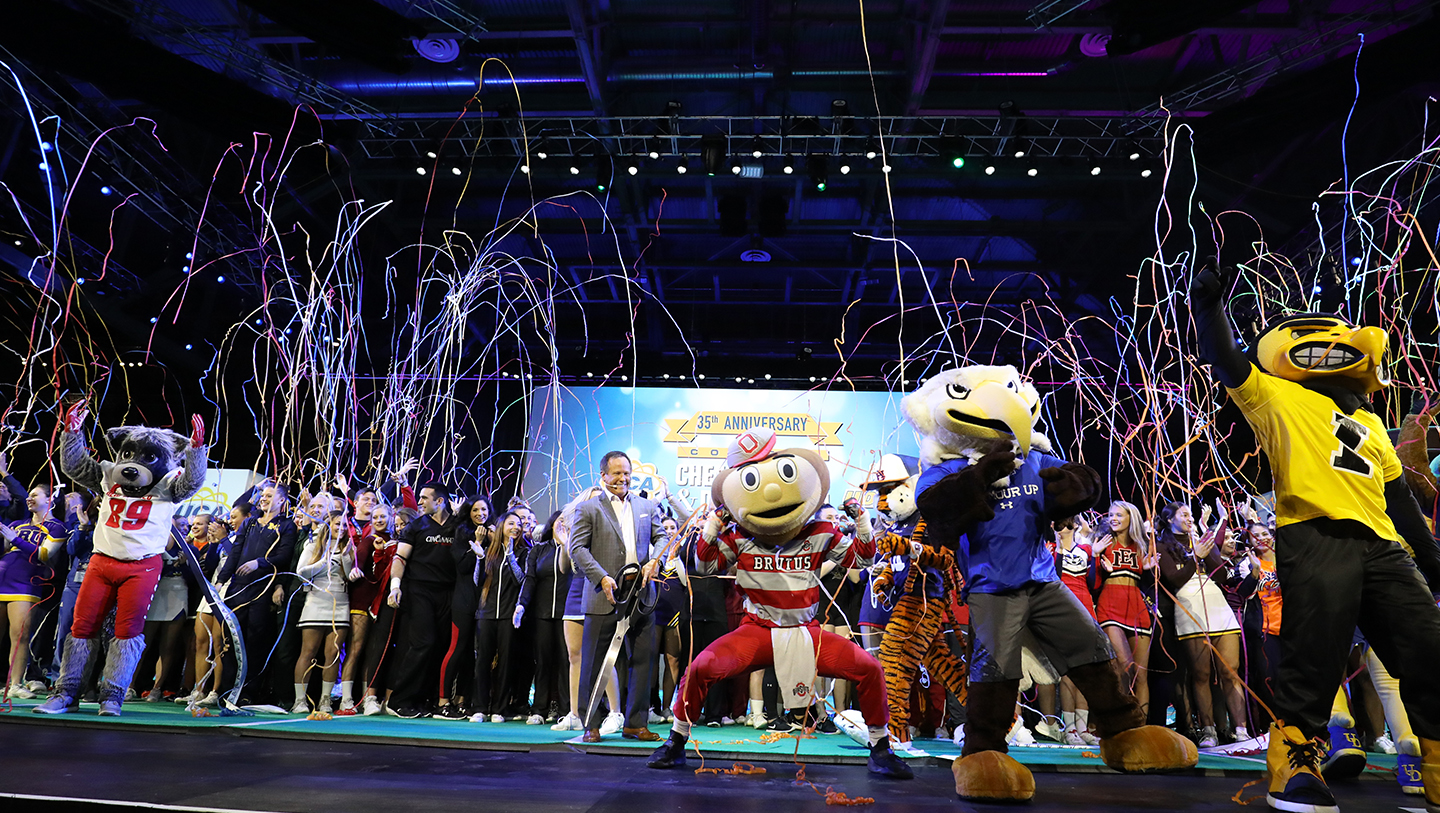 High School & College Game Day Universal Cheerleaders Association